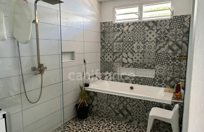 Vente Maison 102m&sup2; 4 pièces Macouria Tonate