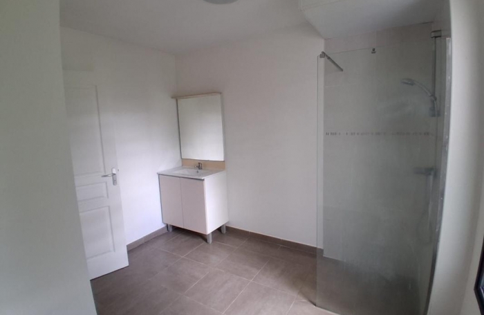 Vente Appartement 42.94m&sup2; 2 pièces Remire Montjoli