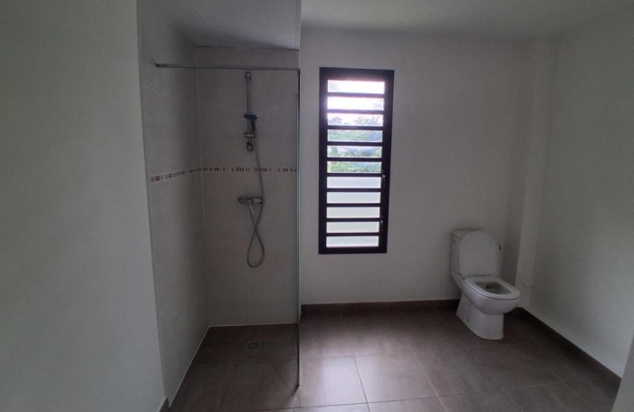 Vente Appartement 42.94m&sup2; 2 pièces Remire Montjoli