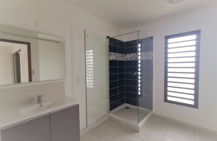 Location Appartement 69.72m&sup2; 3 pièces Remire Montjoli