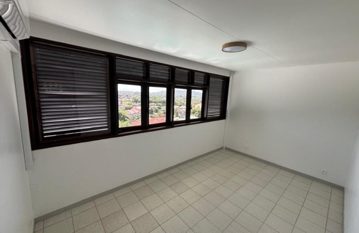 Location Maison 181.88m&sup2; 5 pièces Cayenne