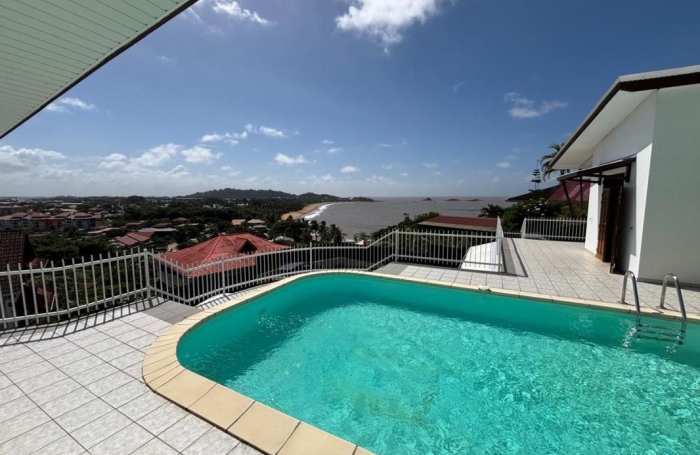Location Maison 181.88m&sup2; 5 pièces Cayenne