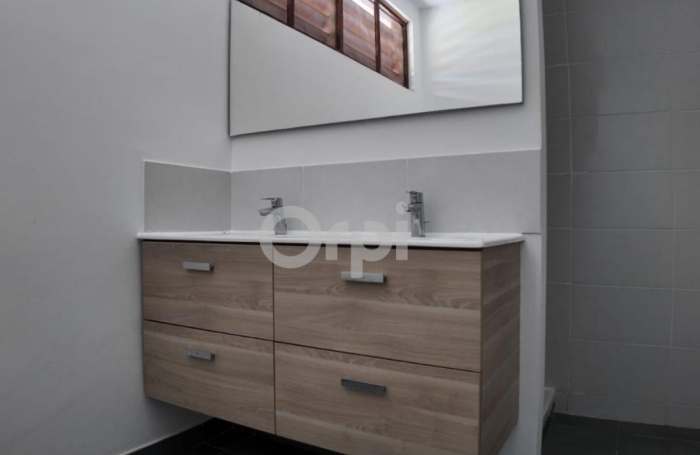 Vente Maison 97.33m&sup2; 4 pièces Matoury