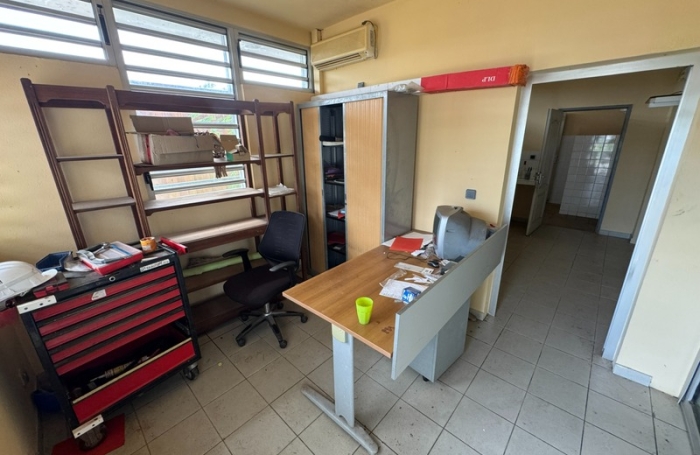 Vente Bureaux 450m&sup2; Macouria Tonate