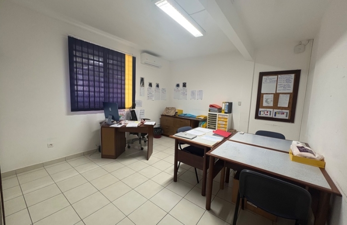 Vente Immeuble 180m&sup2; 7 pièces Cayenne
