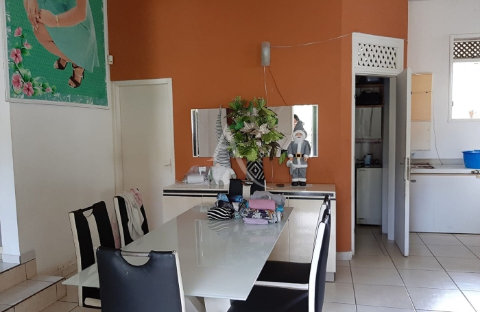 Vente Immeuble 365m&sup2; 14 pi&egrave;ces Cayenne