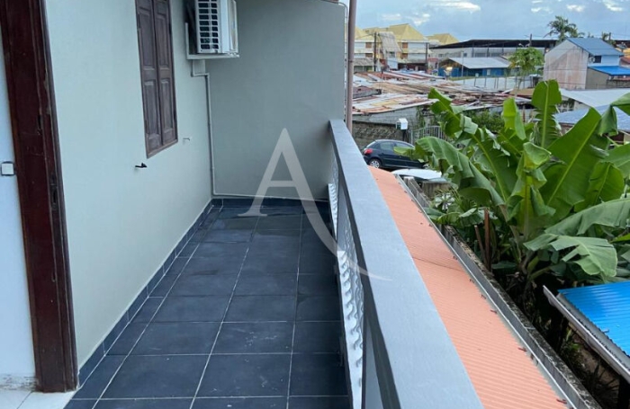 Vente Immeuble 350m&sup2; 10 pi&egrave;ces Cayenne