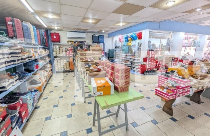 Immeuble mixte d'une surface totale d'environ 344 m&sup2; &ndash; Centre-ville de Cayenne