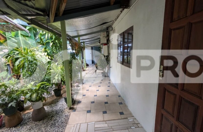 Immeuble mixte d'une surface totale d'environ 344 m&sup2; &ndash; Centre-ville de Cayenne