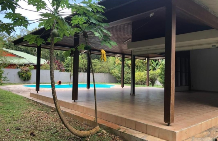 Location Maison 200m&sup2; 5 pièces Saint Laurent