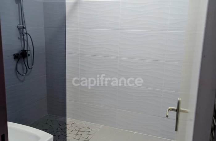 Vente Immeuble 247m&sup2; 11 pièces Cayenne