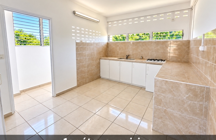 Vente Immeuble 172m&sup2; 7 pièces Cayenne