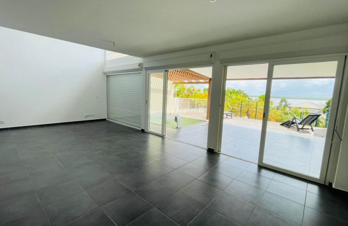 Location Maison 98.94m&sup2; 4 pièces Remire Montjoli