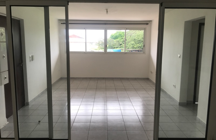 Location Appartement 44.3m&sup2; 2 pi&egrave;ces Remire Montjoli