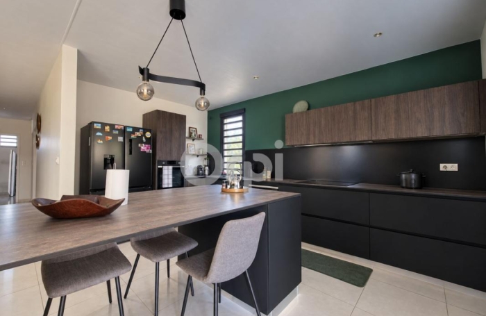 Vente Maison 92.7m&sup2; 4 pièces Matoury