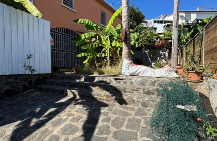 Vente Immeuble 236m&sup2; 8 pièces Mamoudzou