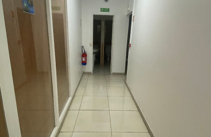 Location Local commercial 50m² Le Lamentin