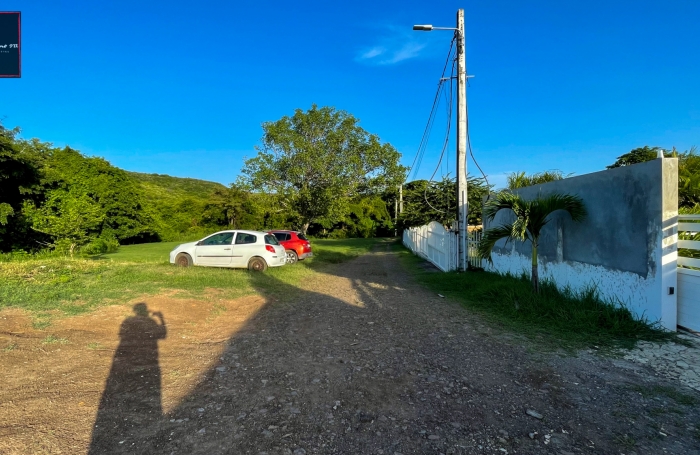 Terrain de 1 090 m2 à vendre - Sainte-Anne