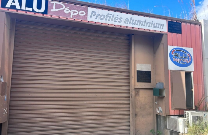 Location Local commercial Ducos