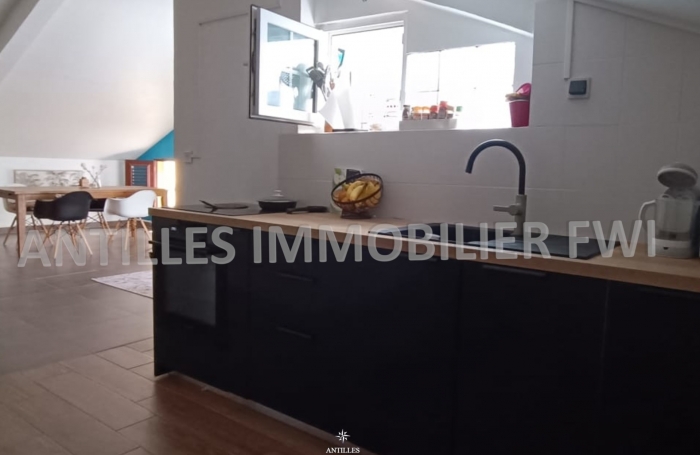 Vente Appartement 111.37m&sup2; 3 pi&#232;ces Fort de france