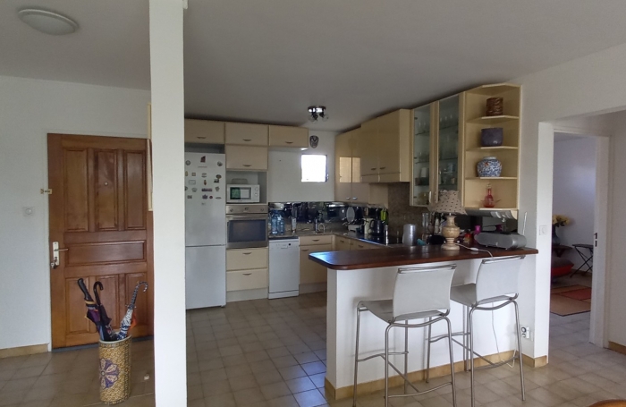 Vente Appartement 136.45m&sup2; 6 pi&#232;ces Fort de france