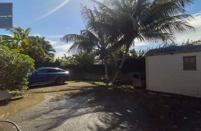 À Vendre : Villa Individuelle F5 (F4+Studio) avec vue mer aux Trois-Ilets (97229)