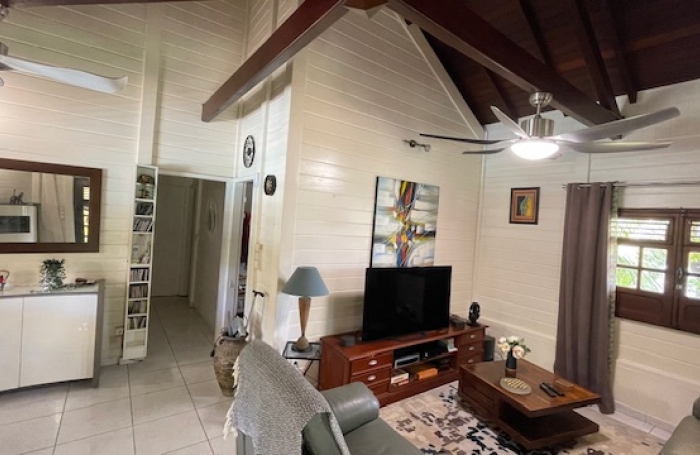 Villa de type F4 avec piscine - LE LAMENTIN