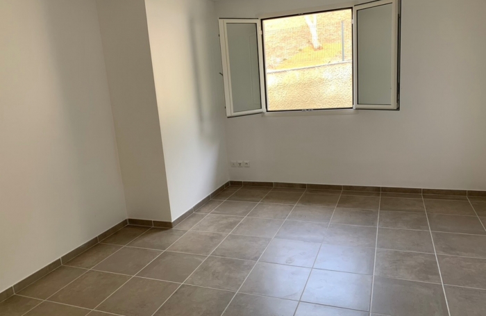 Location Appartement 60.75m&sup2; 3 pi&#232;ces La Trinité