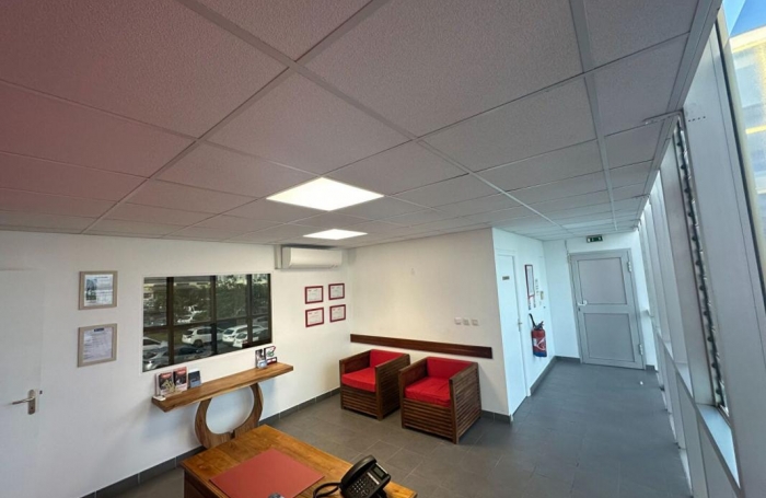 Vente Bureaux 182m&sup2; Le Lamentin