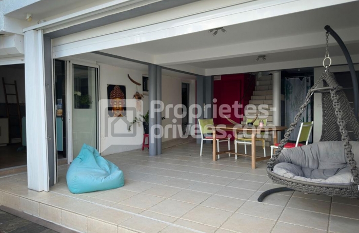 Vente Maison 261.29m&sup2; 8 pi&#232;ces Sainte Luce