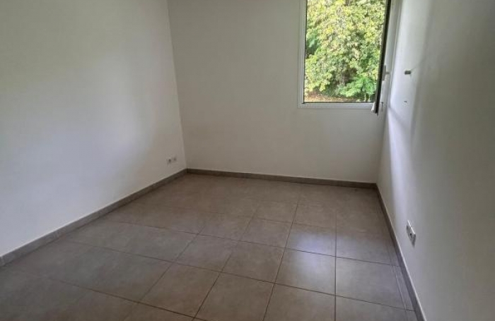 Vente Appartement 99.24m&sup2; 4 pi&#232;ces Ducos