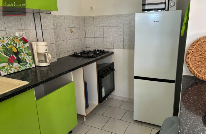 À louer : Appartement T3 meublé en rez-de-jardin   Saint-Esprit