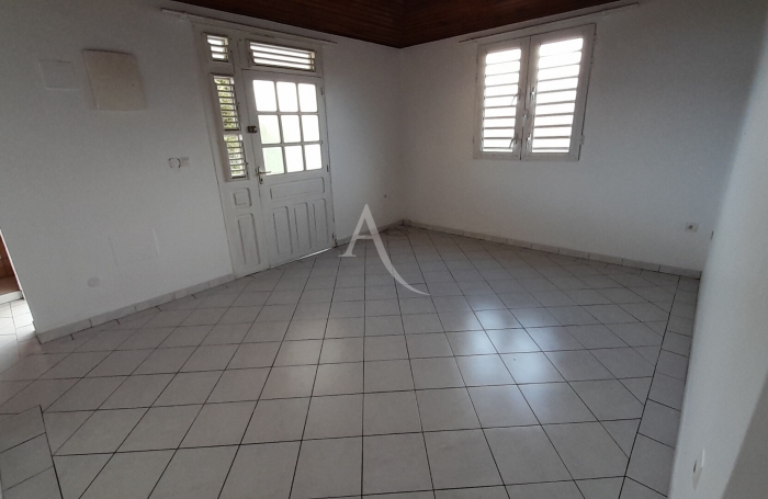 Location Maison 55.11m² 3 pièces Le Morne Rouge