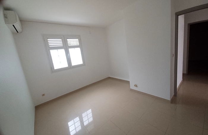 Location Appartement 65.7m² 3 pièces Le Lamentin