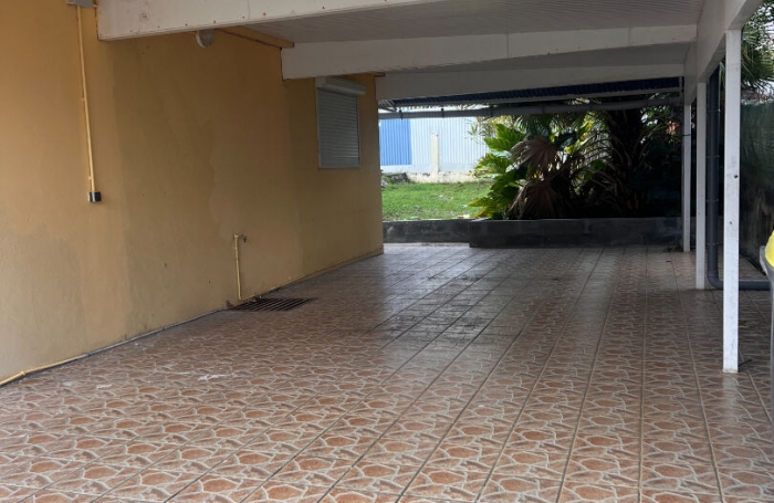 Vente Maison 240m² 4 pièces Le Lamentin