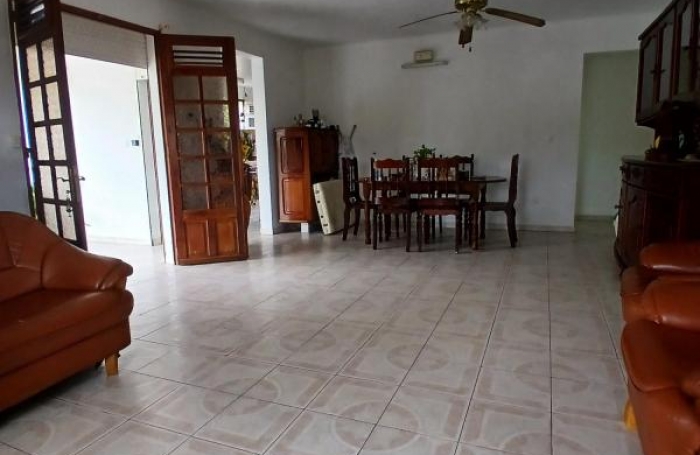 Vente Maison 225m&sup2; 7 pi&#232;ces Ducos