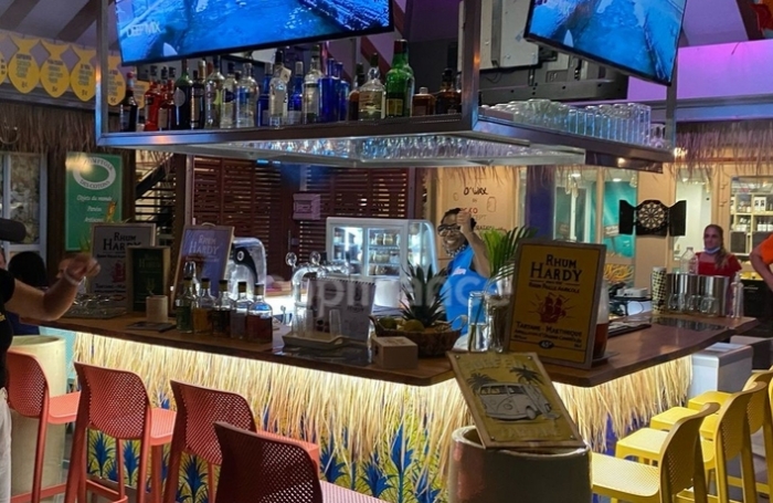 Vente Fonds de commerce 170m&sup2; 2 pi&#232;ces Le Marin