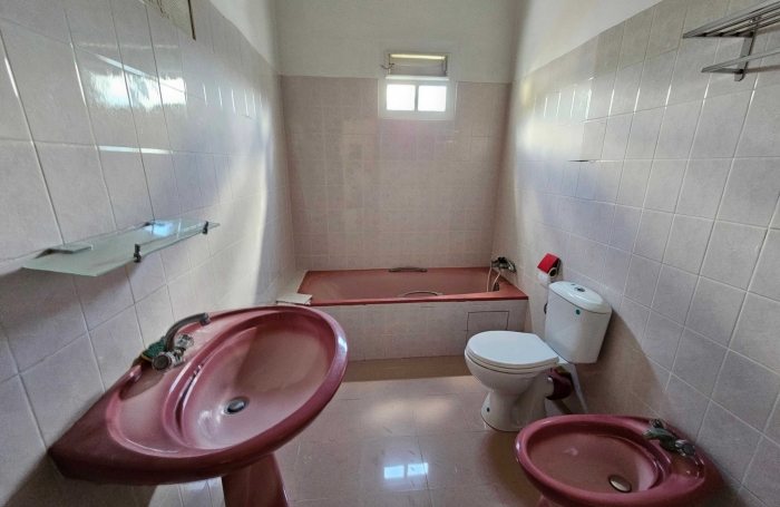 Grande maison : 3 appartements proche plages