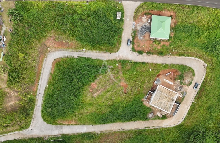 Vente Terrain 701m² Ducos