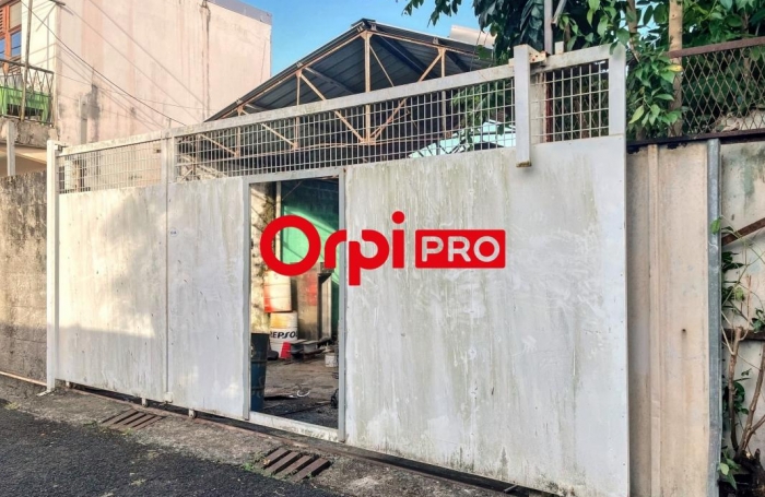 Location Local commercial 280m&sup2; Fort de france