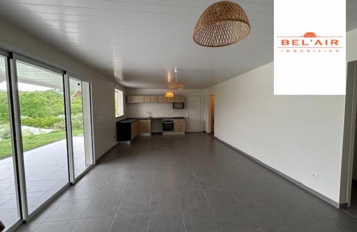 Location Maison 102.34m&sup2; 4 pi&#232;ces Le François