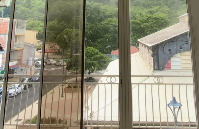 Vente Immeuble 301.04m&sup2; 8 pi&#232;ces Rivière Pilote