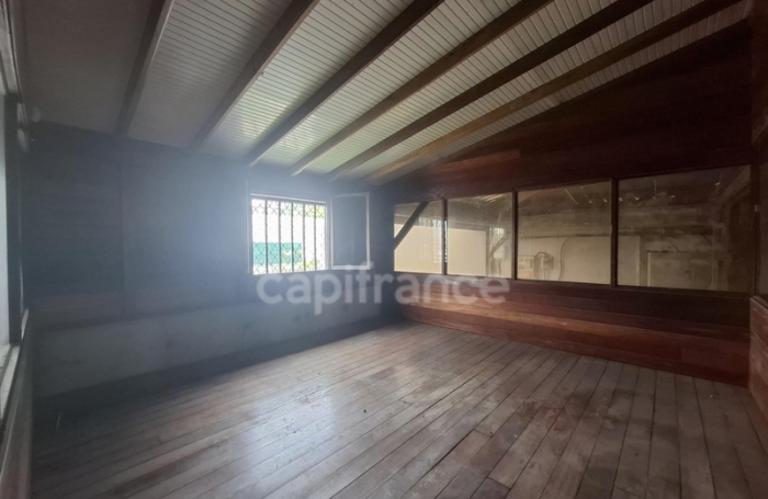 Location Bureaux 1000m&sup2; 9 pi&#232;ces Le Robert