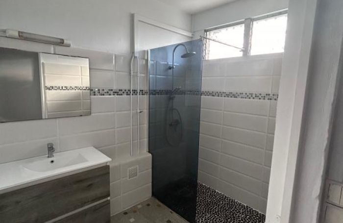 Location Maison 120m&sup2; 5 pi&#232;ces La Trinité