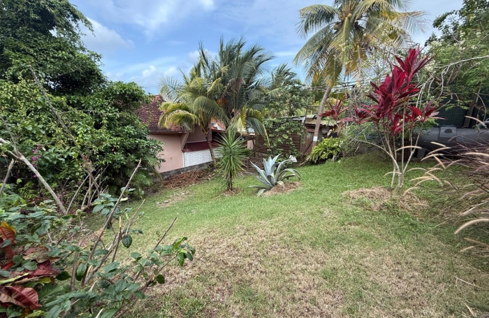 VILLA T3 avec jardin piscinable