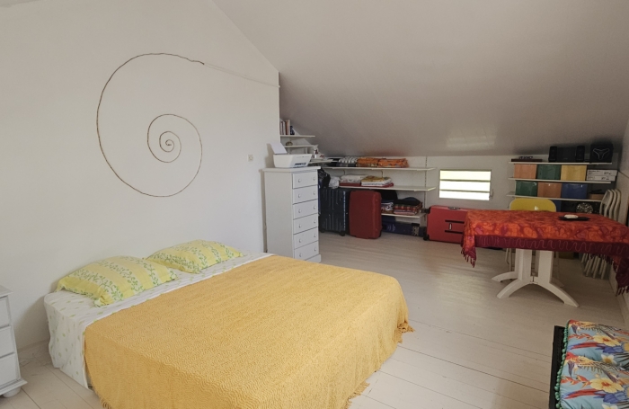 Lumineux F2/3 meublé avec vue sur la Marina