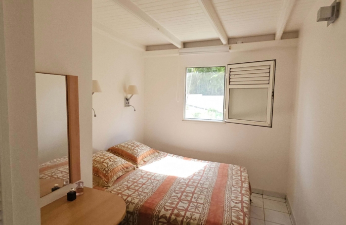 Lumineux F2/3 meublé avec vue sur la Marina