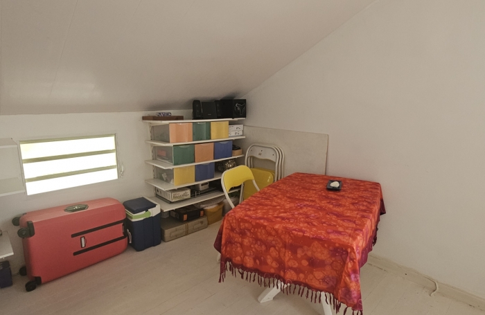 Lumineux F2/3 meublé avec vue sur la Marina