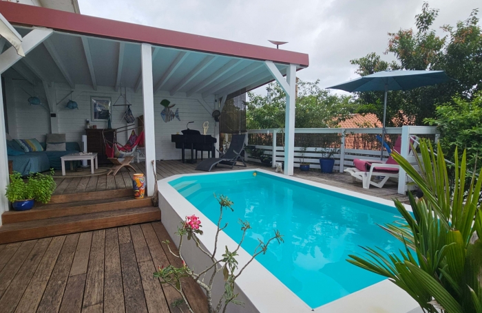 Maison F4/F5 avec piscine et grandes terrasses