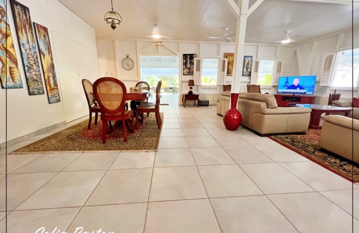 Vente Maison 231m&sup2; 7 pi&#232;ces Sainte Anne